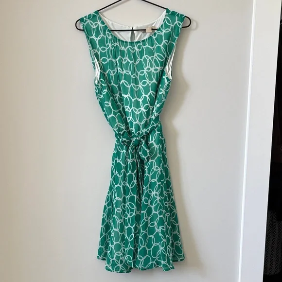 Banana Republic Green & White Sleeveless Tie-Waist Dress - Picture 2 of 8
